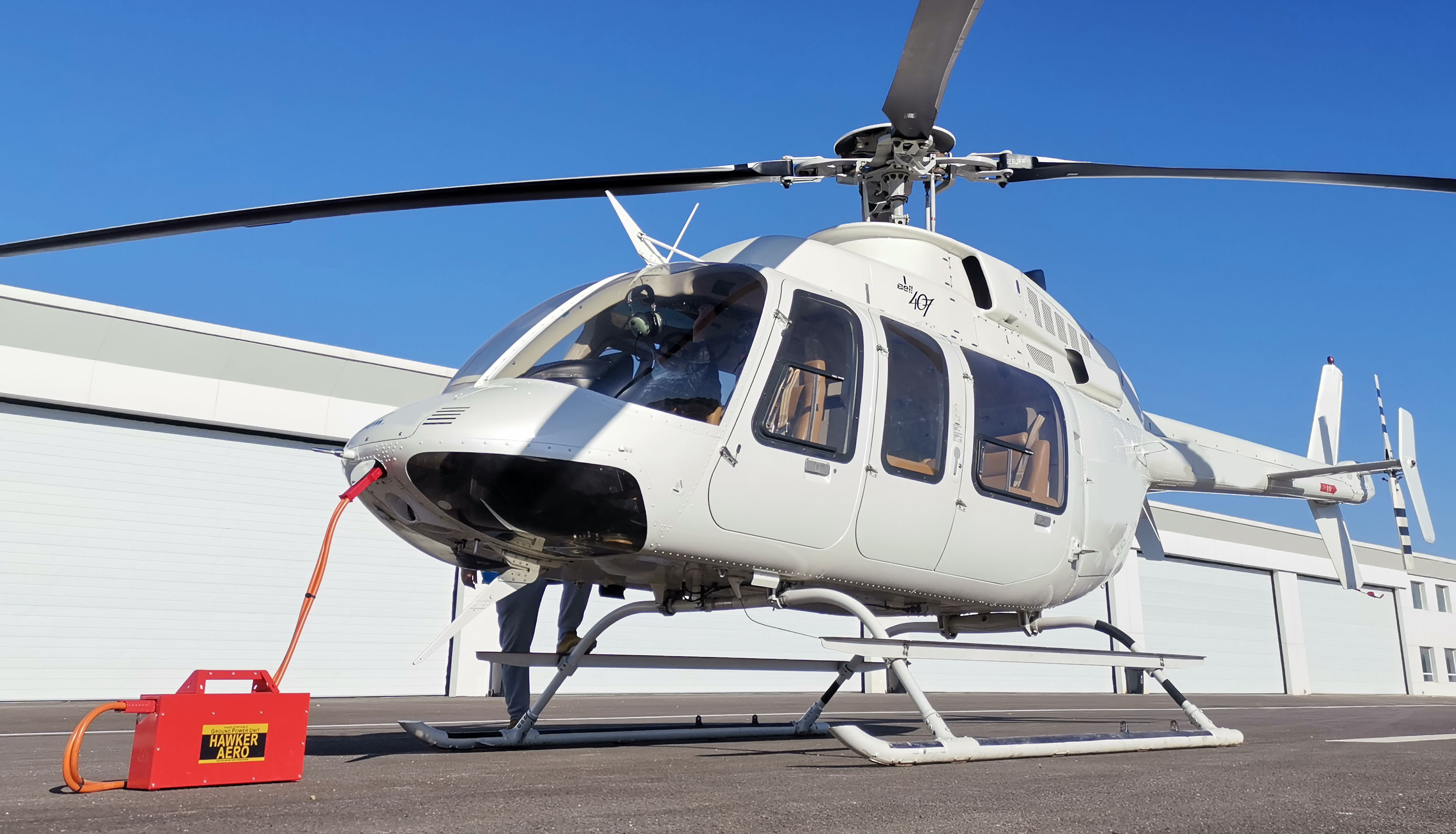 REDBOX RB85A.HAWKER AERO 2841 Portable ground power unit aircraft for AIRBUS AS365N helicopter